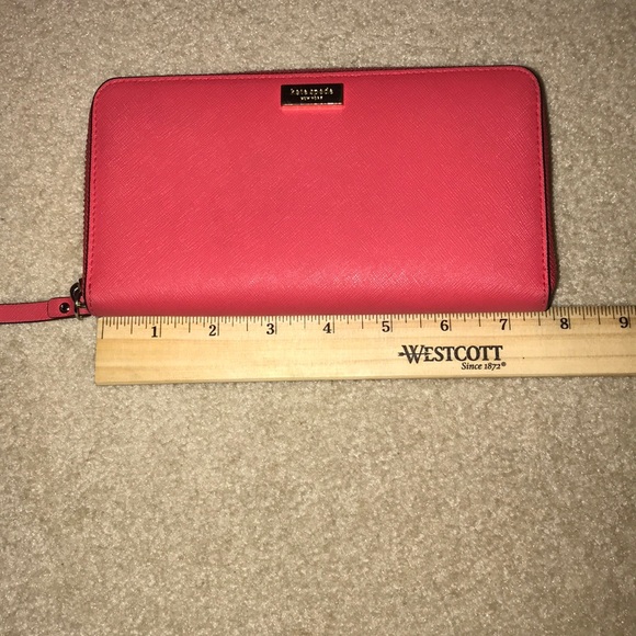 kate spade Handbags - Kate Spade wallet ♠️